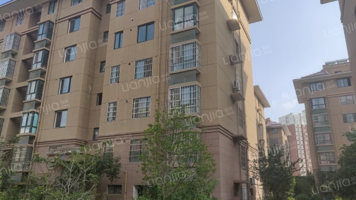 文晟华庭外景图