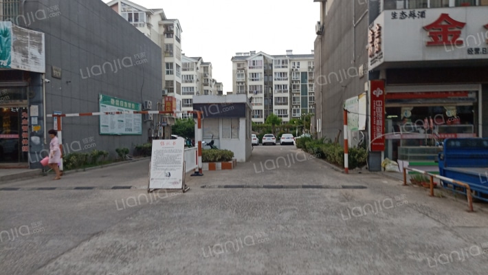 上海花园北区外景图