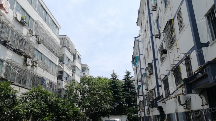 公园弄小区外景图