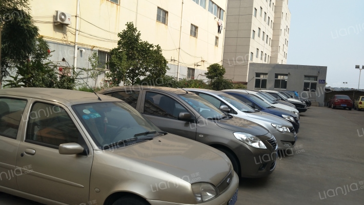 基泰小区外景图