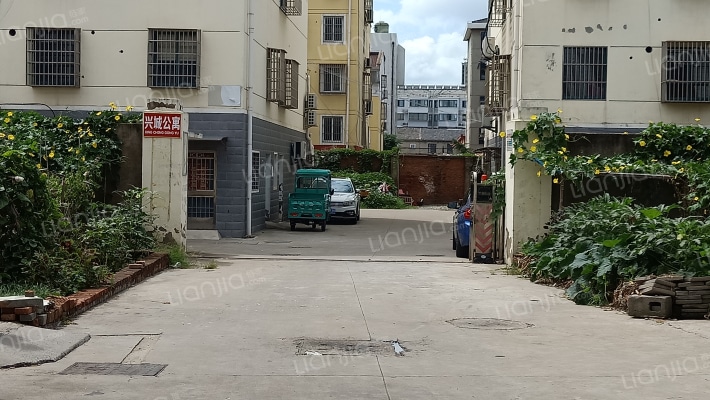 兴城公寓外景图