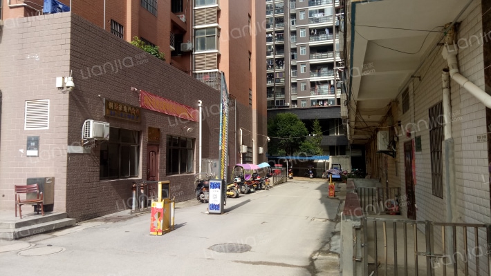 香江广场外景图