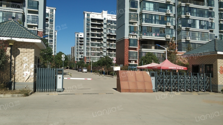 滨河丽景外景图