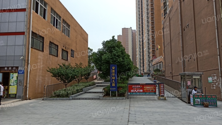 东高国际花园外景图