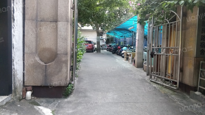 南宁市机关事务管理局宿舍小区外景图