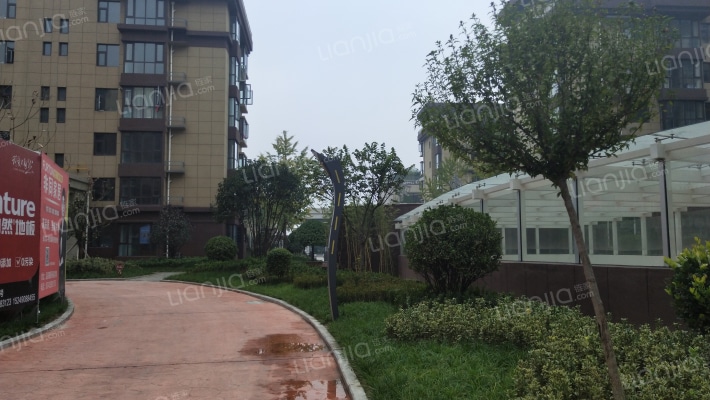 水岸东方外景图