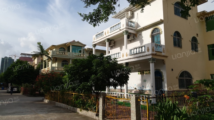 白金花园外景图