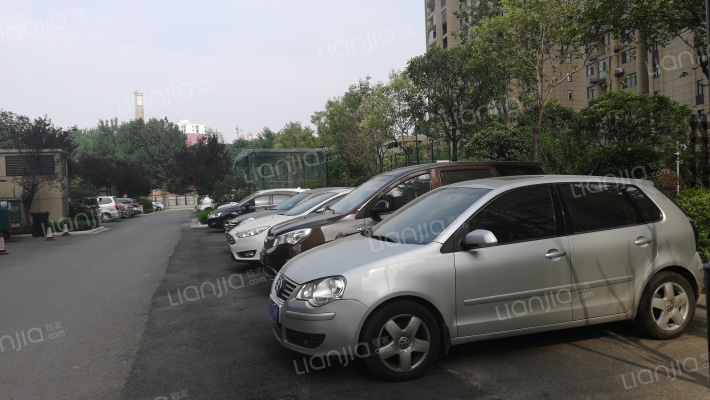 凤凰小区外景图