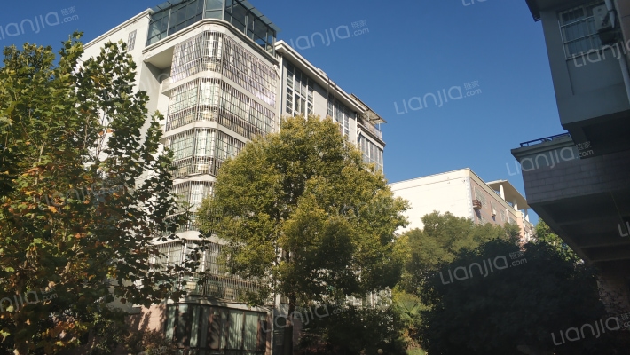 华泰中原巴黎社区外景图