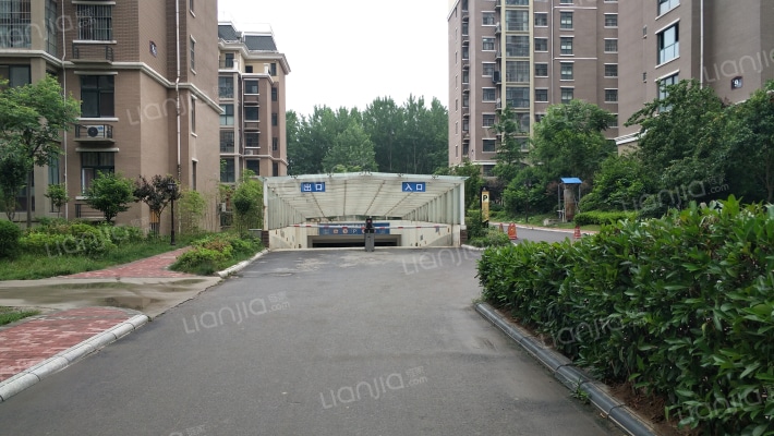 维也纳公园外景图