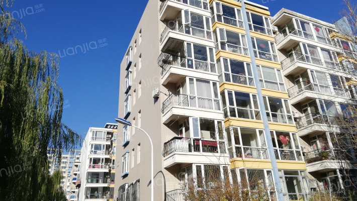 新东方小区外景图