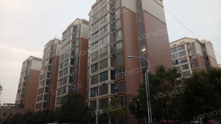 鑫贵名苑外景图