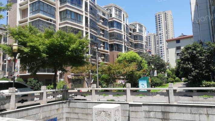 绿园二村外景图