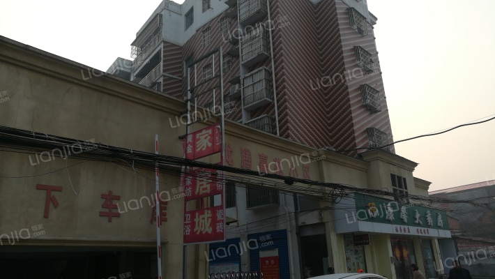 龙腾嘉苑小区外景图