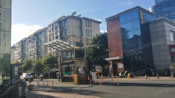 阳光嘉苑外景图