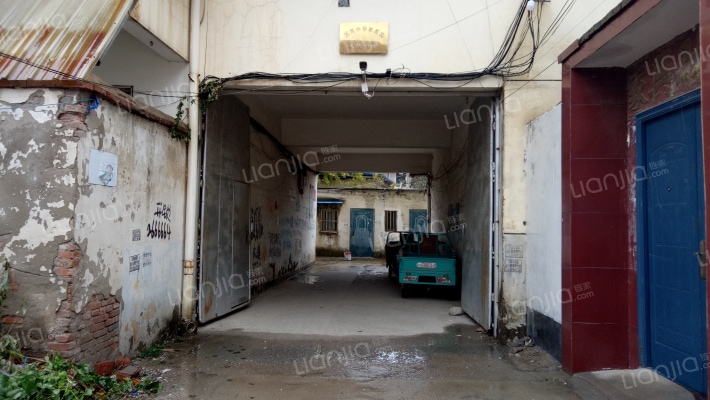 回民中学家属院外景图