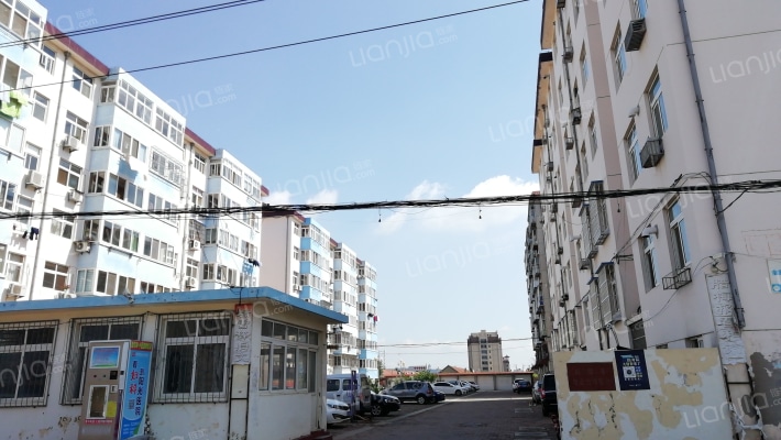 海阳市电业公司宿舍外景图