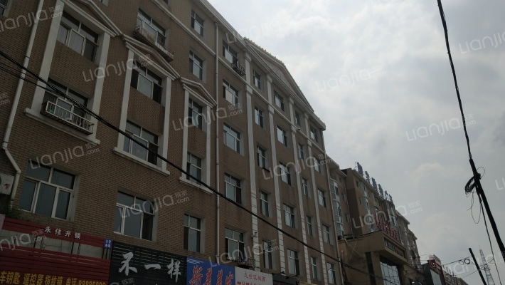 新世纪花园外景图