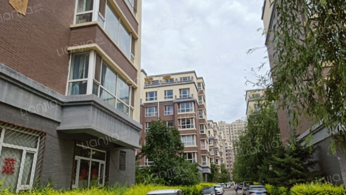 世纪华城外景图