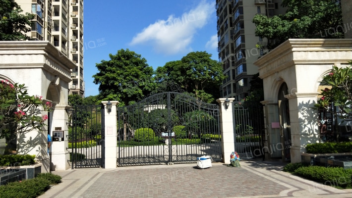 龙光普罗旺斯凡尔赛外景图