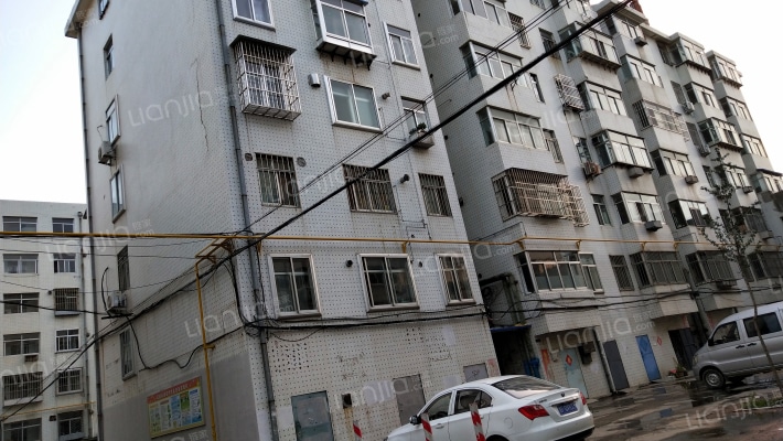 庄园小区外景图