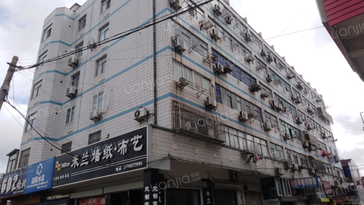 金泽苑1号商住楼外景图