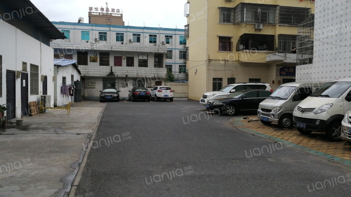 石化生活一区外景图