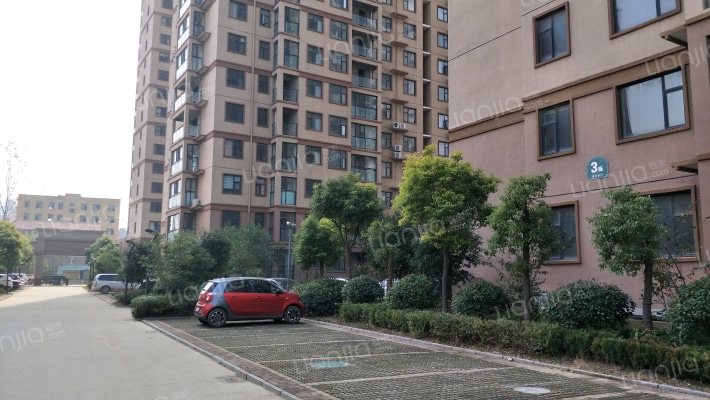 清华名门外景图