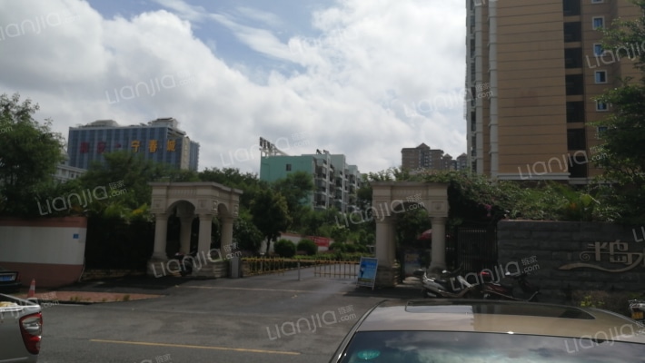 半岛水岸外景图