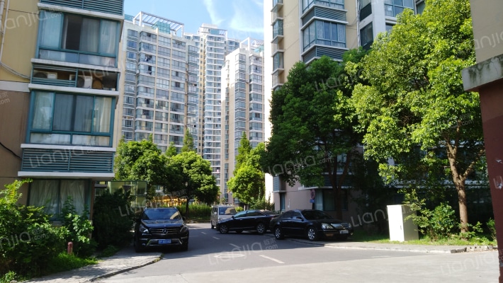 宏日阳光水岸南区外景图