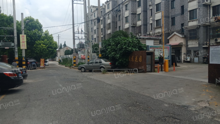 云龙花园外景图