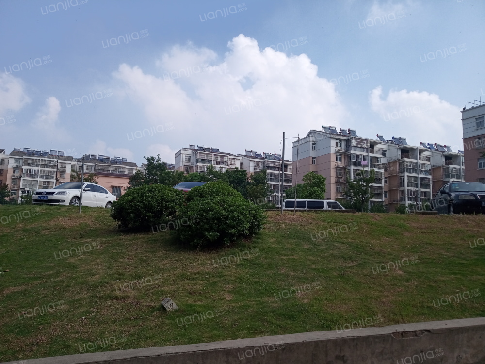 镇江小区 句容小区 宝华商圈小区 宝华花园(句容宝华商圈)东寰路宝华