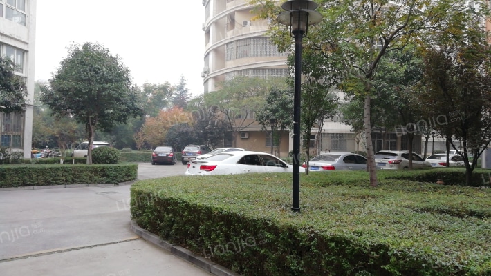 滨河花苑外景图