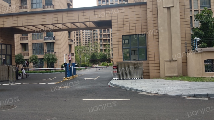 新潮塘北苑外景图