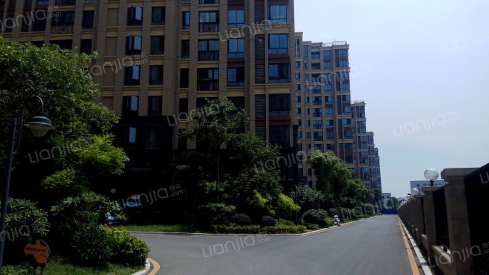 西湖绿洲四期外景图