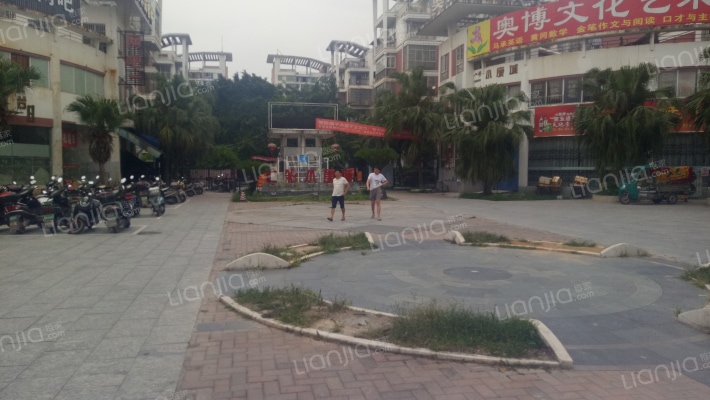 七彩小康城外景图