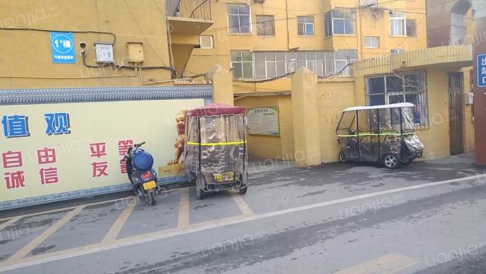 汽车站家属楼外景图