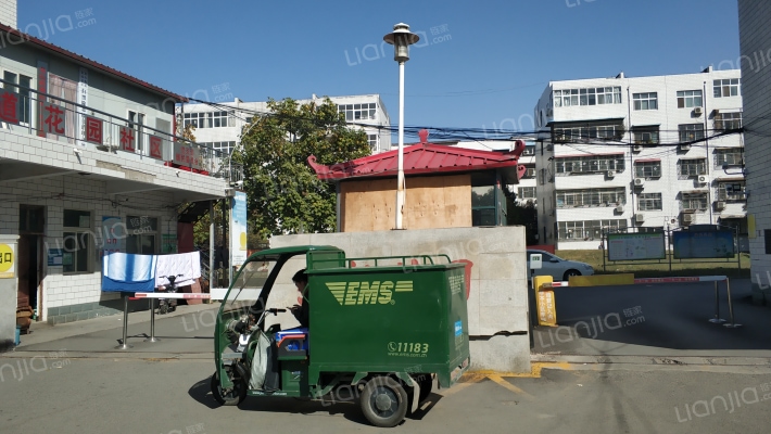 世纪花园外景图