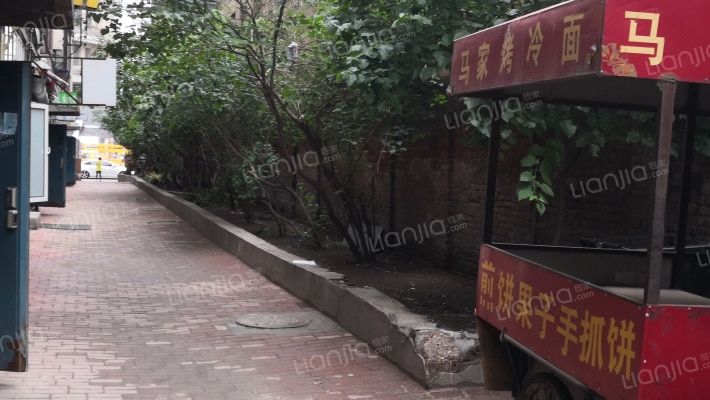 尚志大街外景图