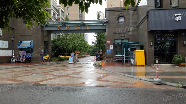 东江丽景外景图