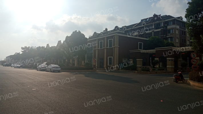 绿城东苑一区外景图