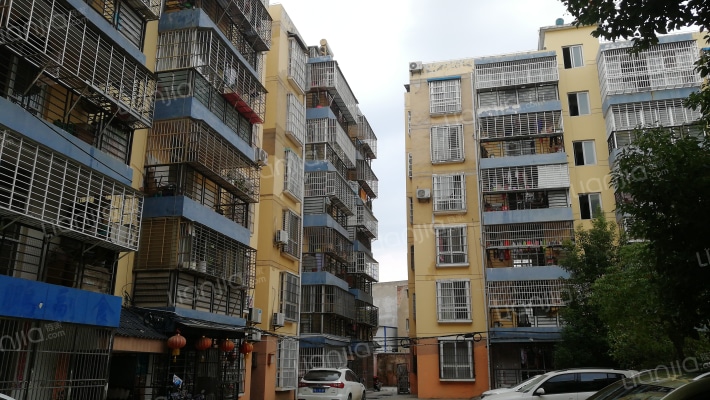 晶山花苑外景图