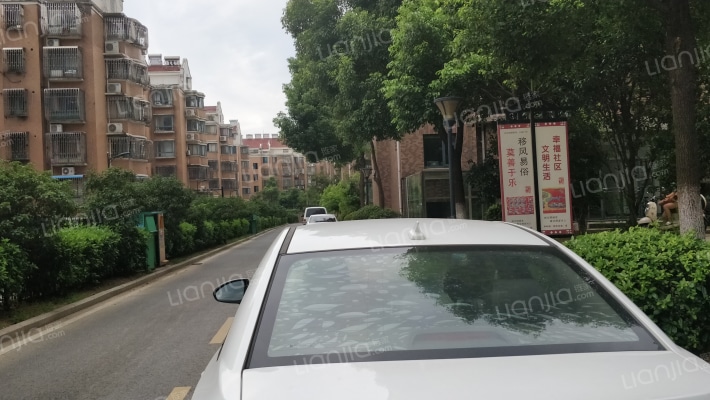 金色年华西区外景图