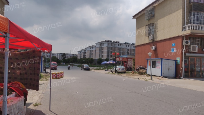 新民花苑外景图