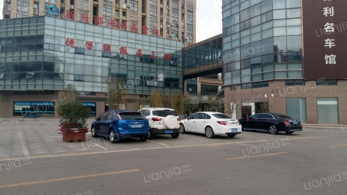 隆盈广场外景图