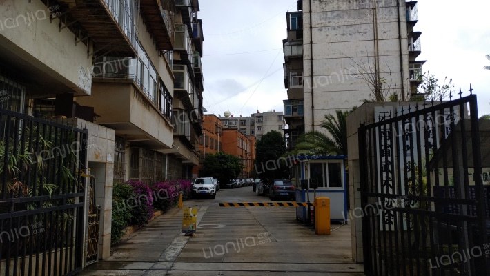 体电所宿舍外景图