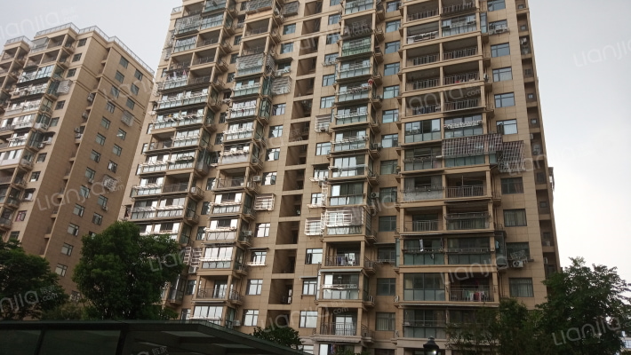 凯越府邸外景图