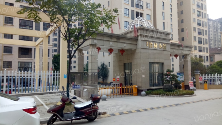 中环竹林小镇外景图