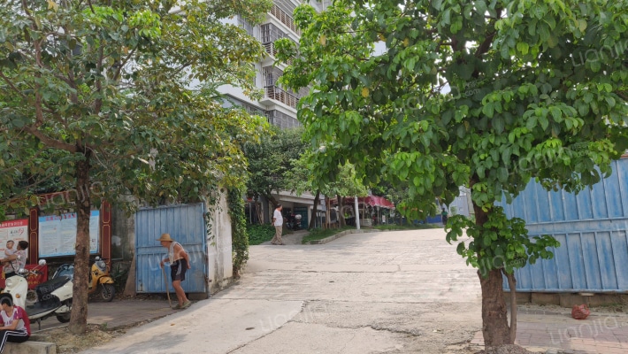 家园小区外景图