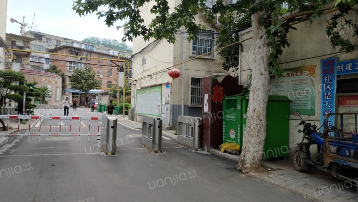 红西小区外景图